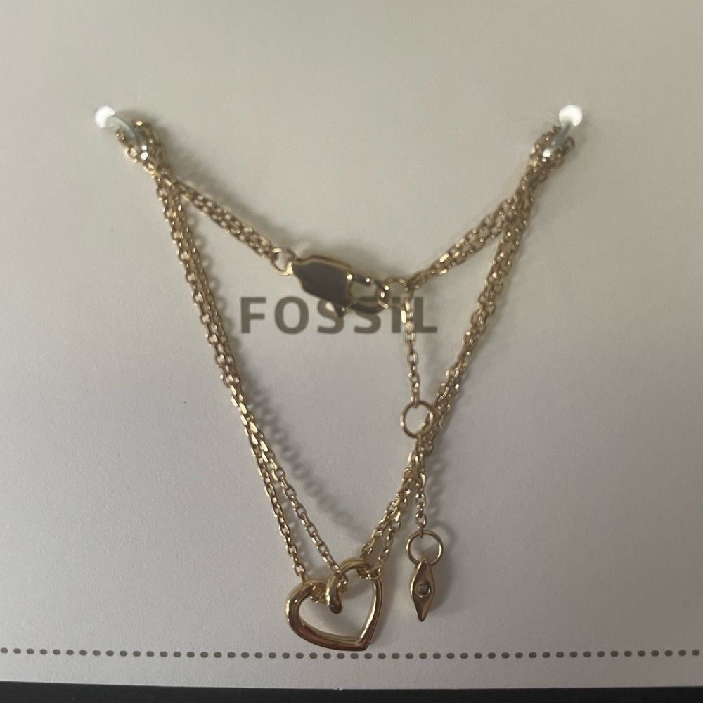 Fossil heart bracelet NWT